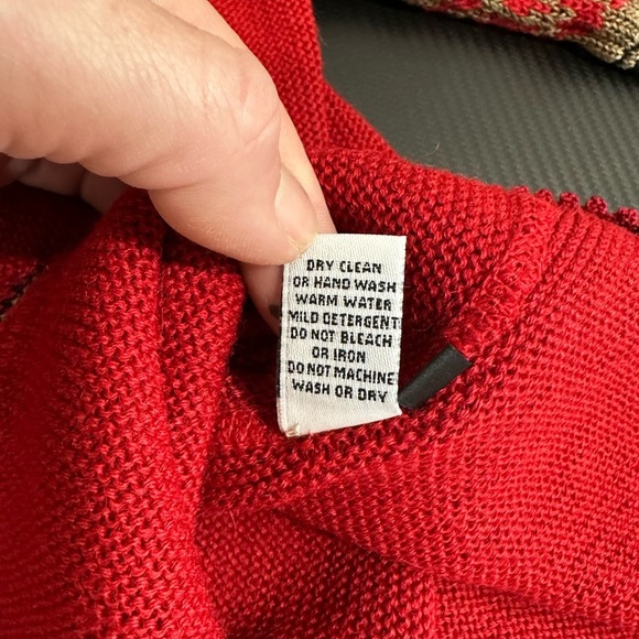 Peruvian Imports 100% Baby Alpaca Wool Red Button Front Sweater - S - Picture 3 of 7